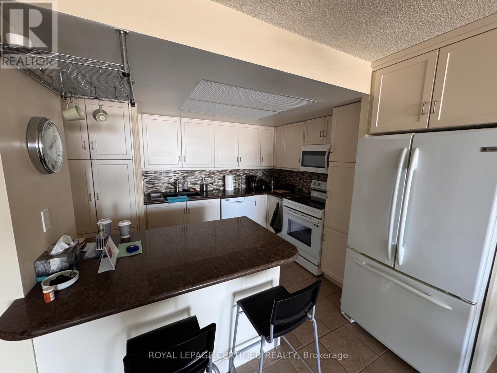 1107 - 2091 Hurontario Street, Mississauga, Ontario  L5A 4E6 - Photo 5 - W12773334