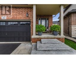 209 ECHOVALLEY DRIVE, Hamilton, Ontario