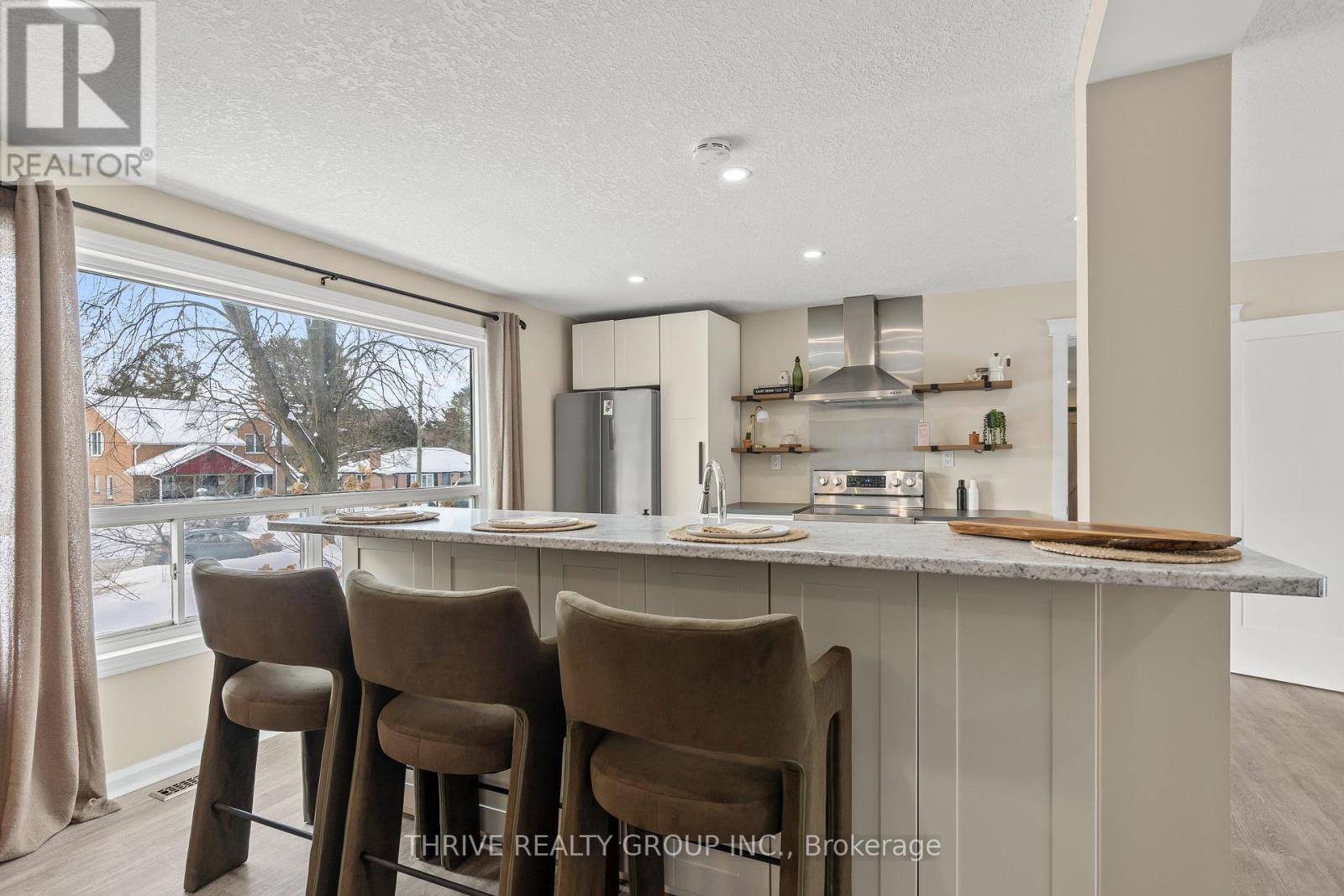 402 Stephen Street, London South, Ontario  N6K 2N3 - Photo 7 - X12760624