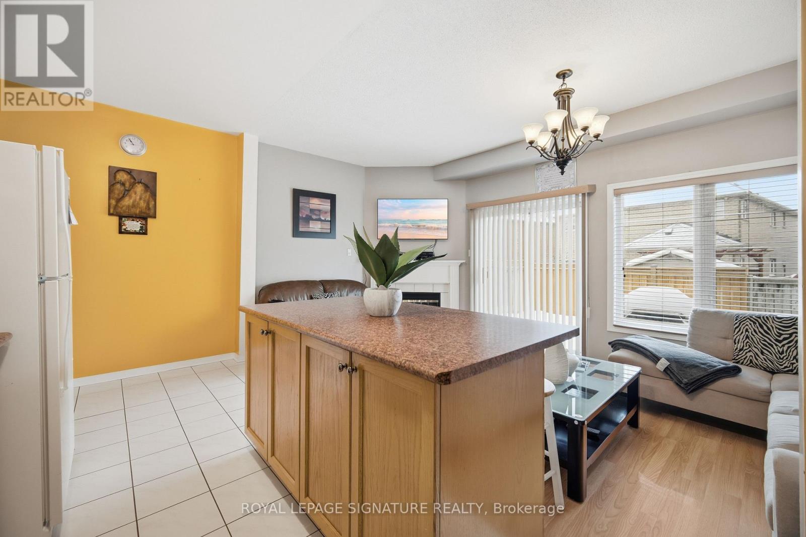 6526 Song Bird Crescent, Mississauga, Ontario  L5W 1E1 - Photo 17 - W12774634