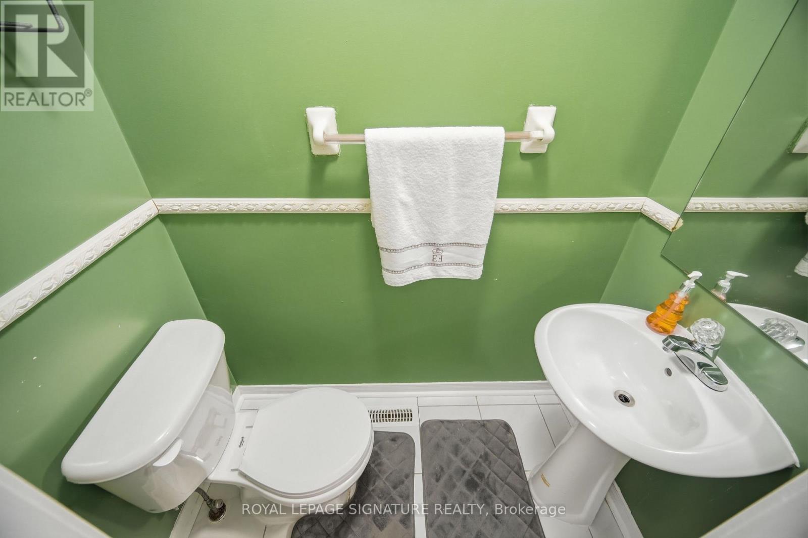 6526 Song Bird Crescent, Mississauga, Ontario  L5W 1E1 - Photo 21 - W12774634