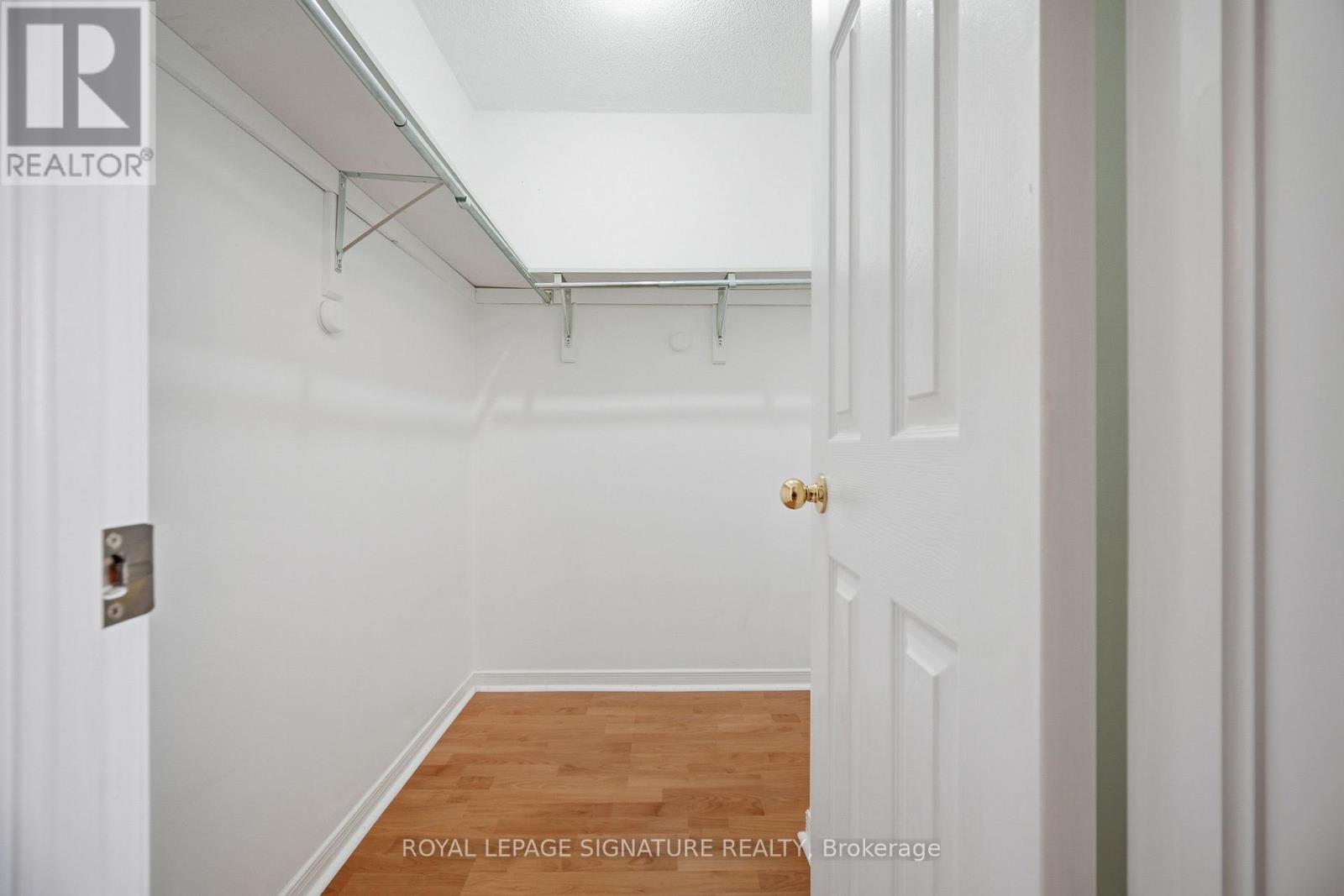 6526 Song Bird Crescent, Mississauga, Ontario  L5W 1E1 - Photo 30 - W12774634