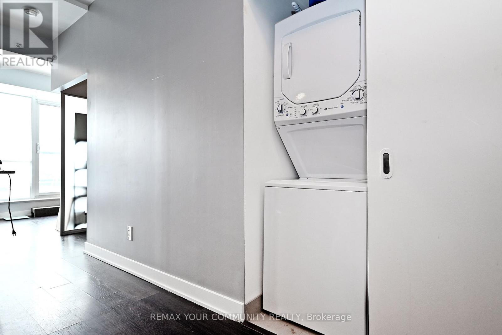 907 - 11 Superior Avenue, Toronto, Ontario  M8V 0A7 - Photo 21 - W12774646