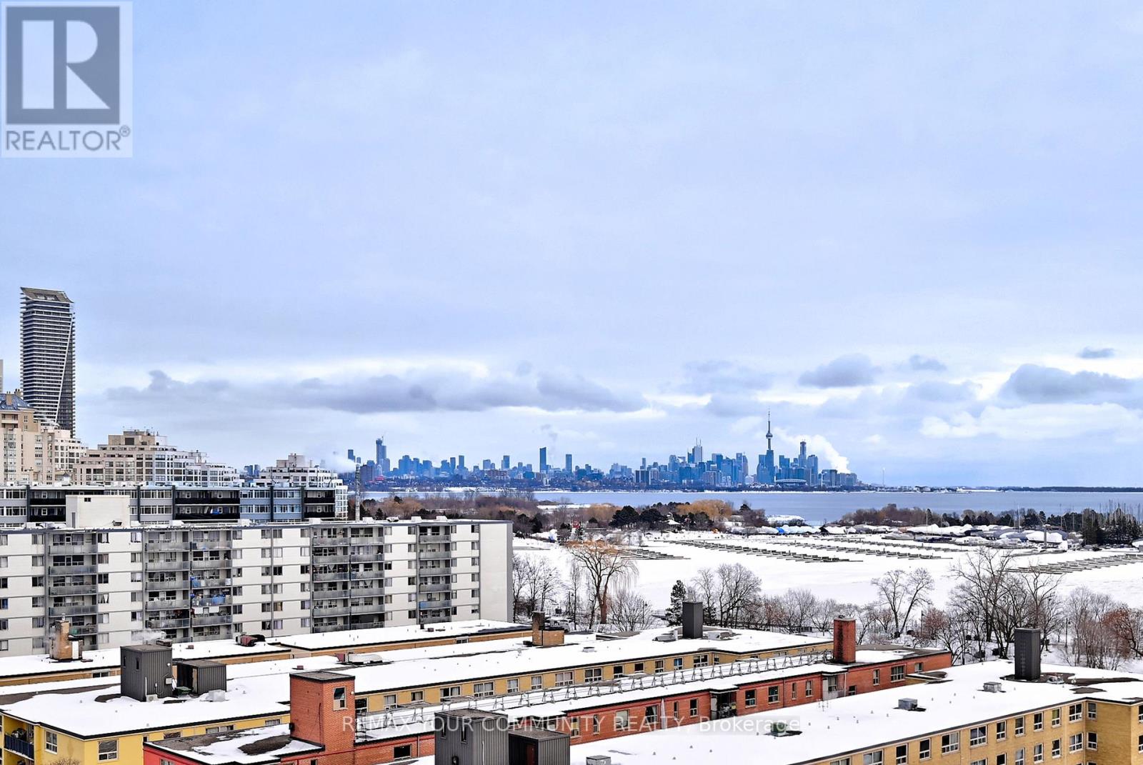 907 - 11 Superior Avenue, Toronto, Ontario  M8V 0A7 - Photo 32 - W12774646