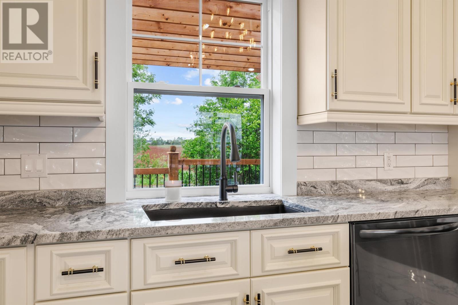 29 Laughlin Street, Miscouche, Prince Edward Island  C0B 1T0 - Photo 12 - 202602491