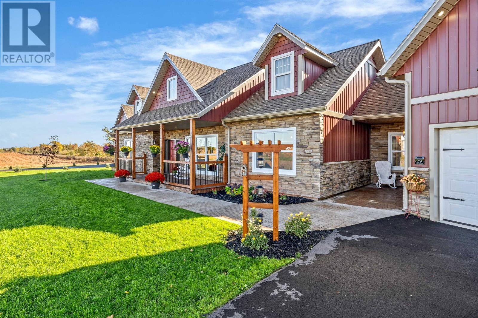 29 Laughlin Street, Miscouche, Prince Edward Island  C0B 1T0 - Photo 3 - 202602491