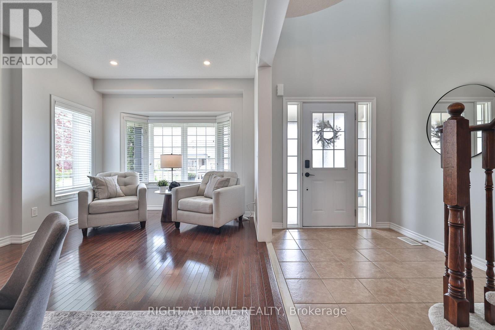 823 Greenly Drive, Cobourg, Ontario  K9A 0C6 - Photo 6 - X12774562