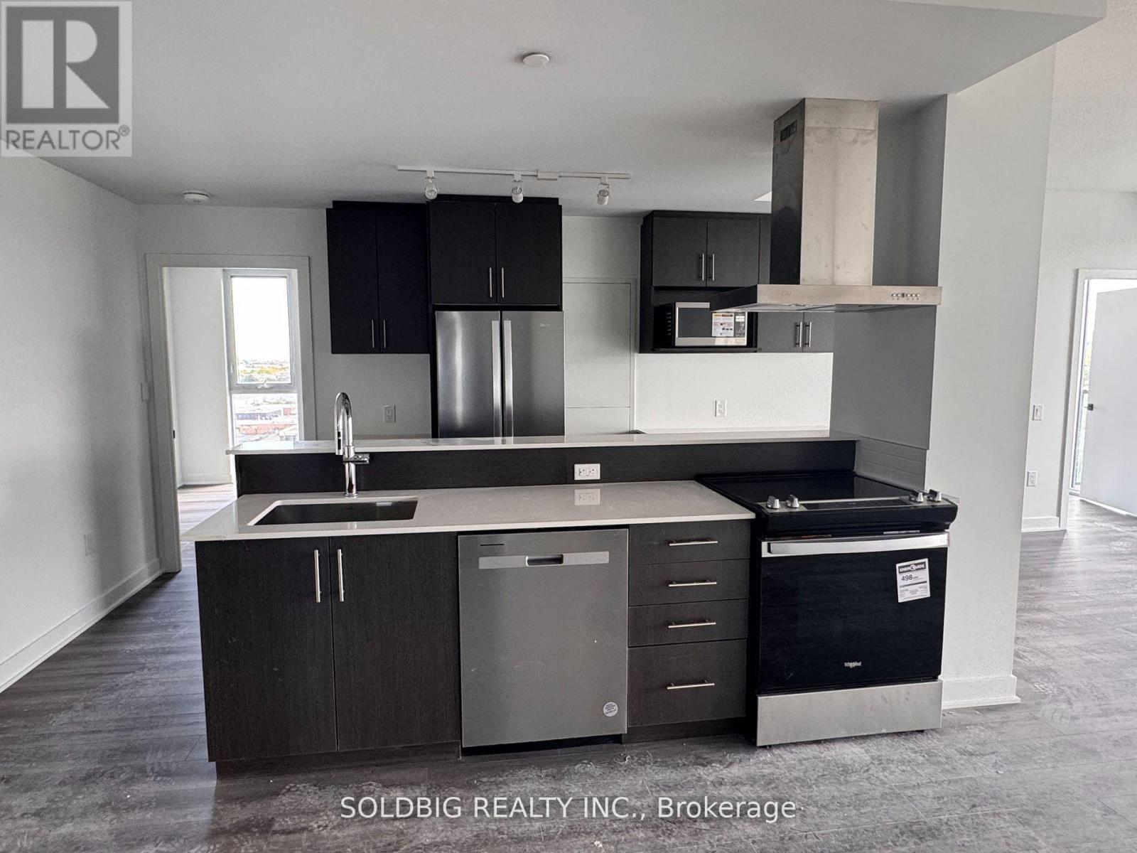 1117 - 2782 Barton Street E, Hamilton, Ontario  L8E 0L3 - Photo 3 - X12774594