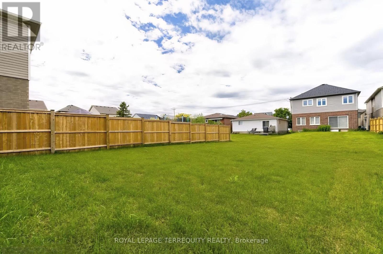 44 Cottonwood Crescent, Welland, Ontario  L3B 0J4 - Photo 38 - X12774682