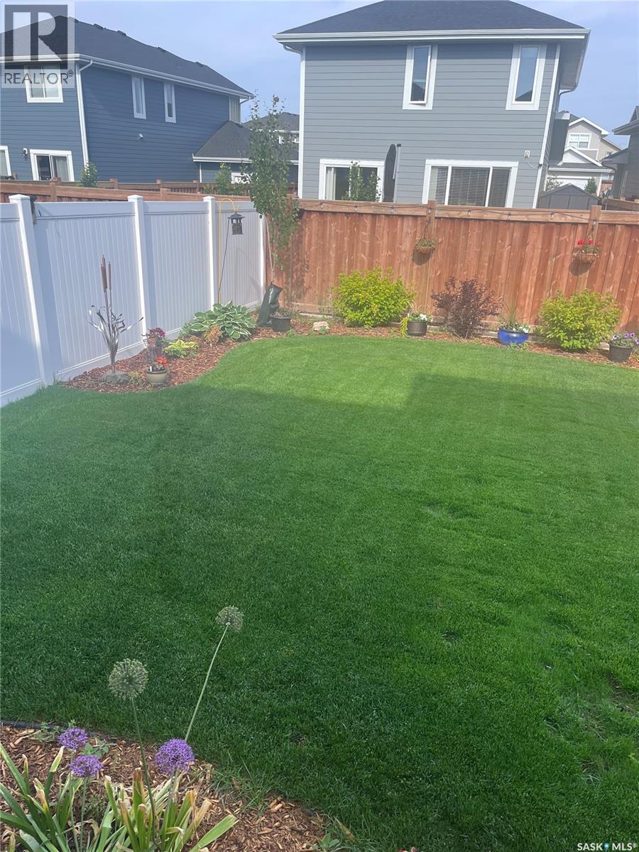 343 Stilling Manor, Saskatoon, Saskatchewan  S7V 0Y8 - Photo 45 - SK028232