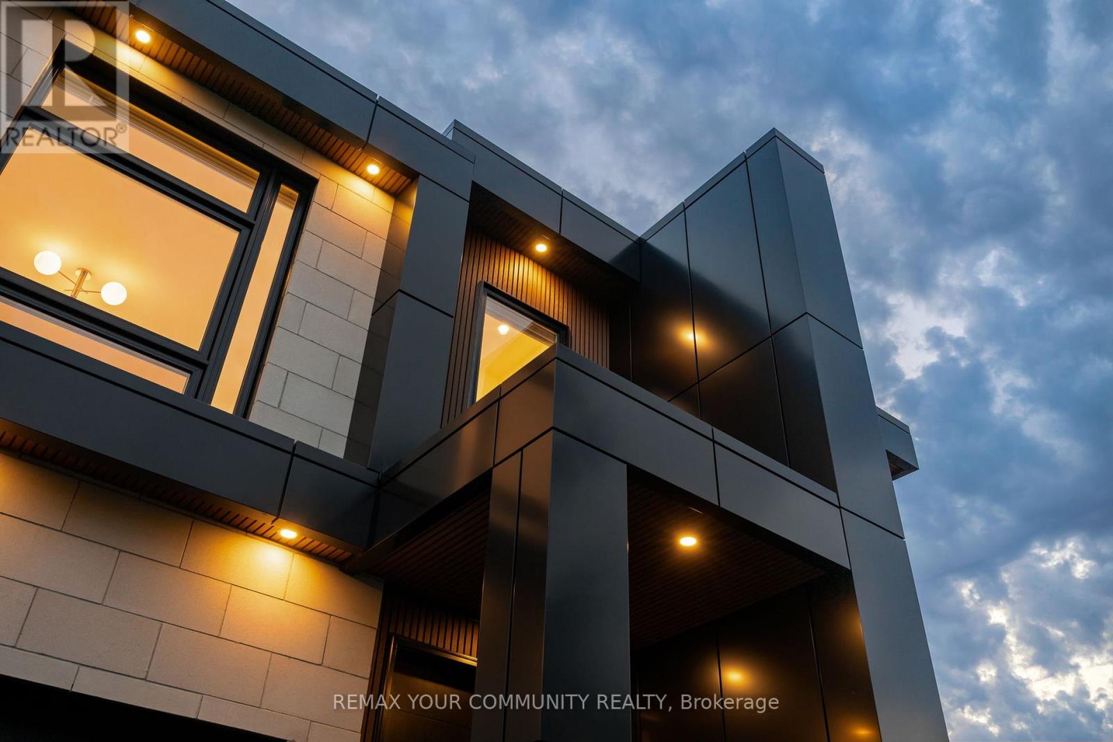 14 Ranwood Drive, Toronto, Ontario  M9N 3E9 - Photo 46 - W12760756