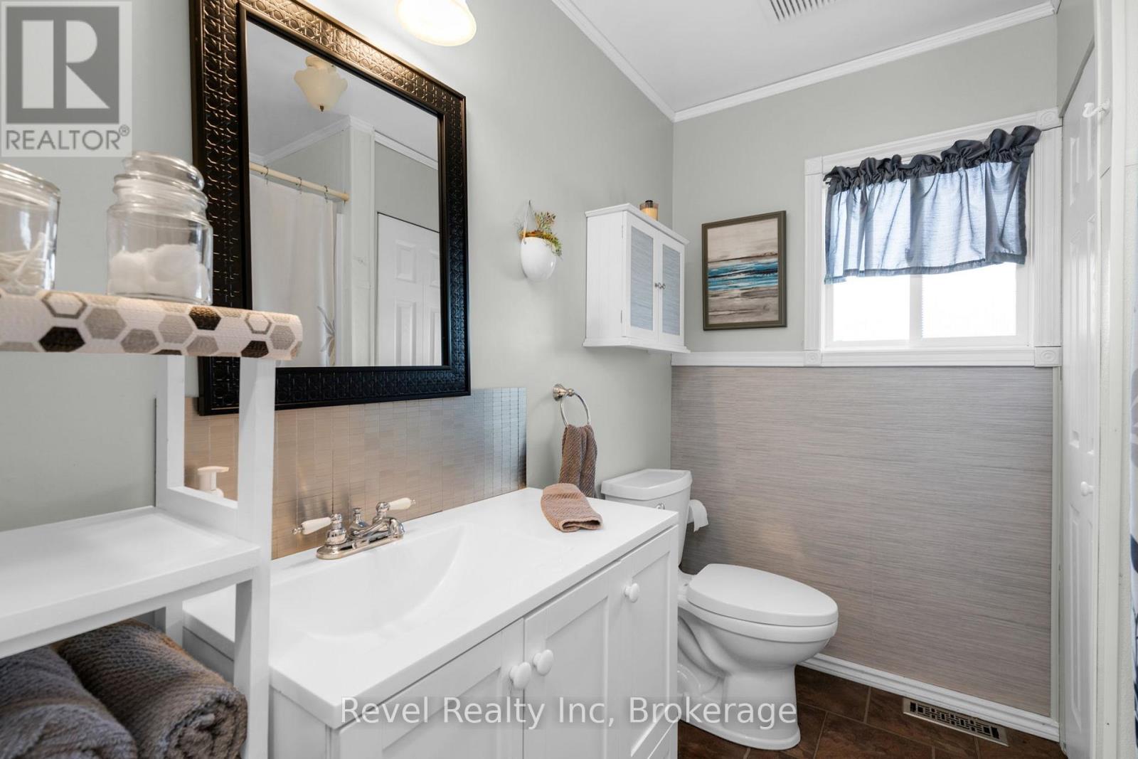 19 - 5411 Elliott Side Road, Tay, Ontario  L4R 4K3 - Photo 16 - S12774758