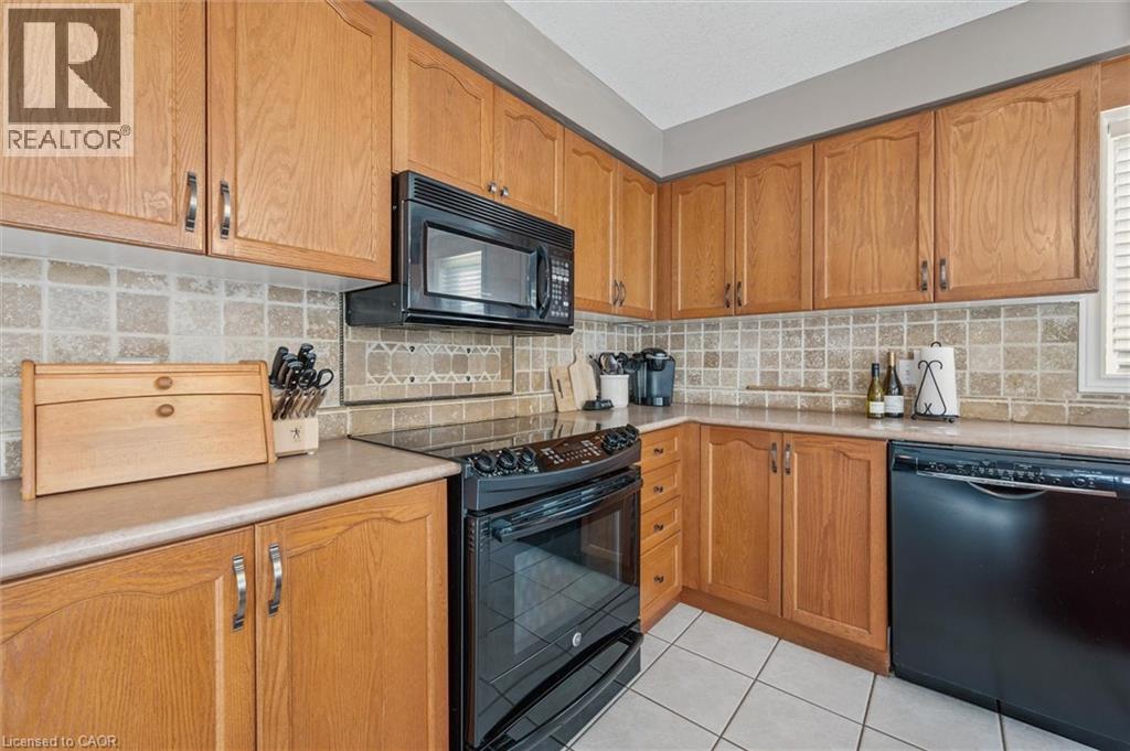 7 Hearthbridge Street, Kitchener, Ontario  N2R 1L5 - Photo 19 - 40804155