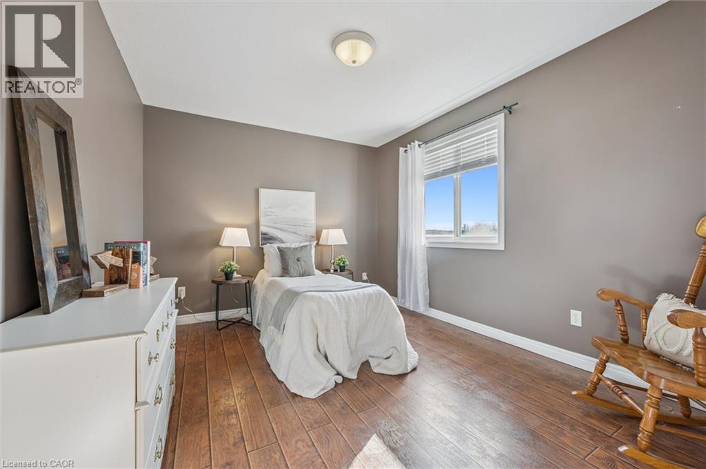 7 Hearthbridge Street, Kitchener, Ontario  N2R 1L5 - Photo 24 - 40804155