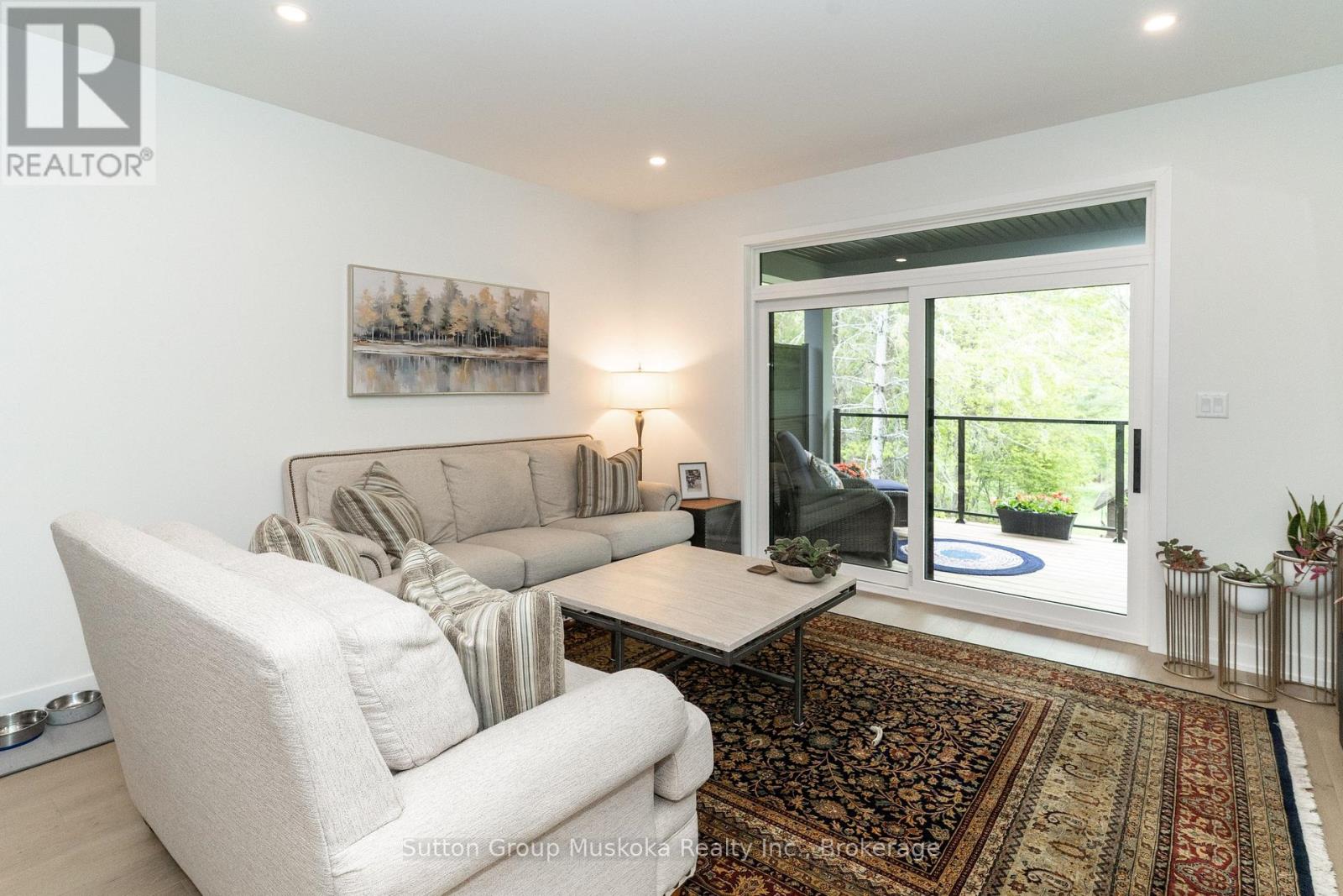 9 JACK STREET, Huntsville, Ontario