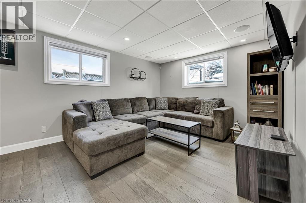 299 Erinbrook Drive, Kitchener, Ontario  N2E 3M2 - Photo 24 - 40793934