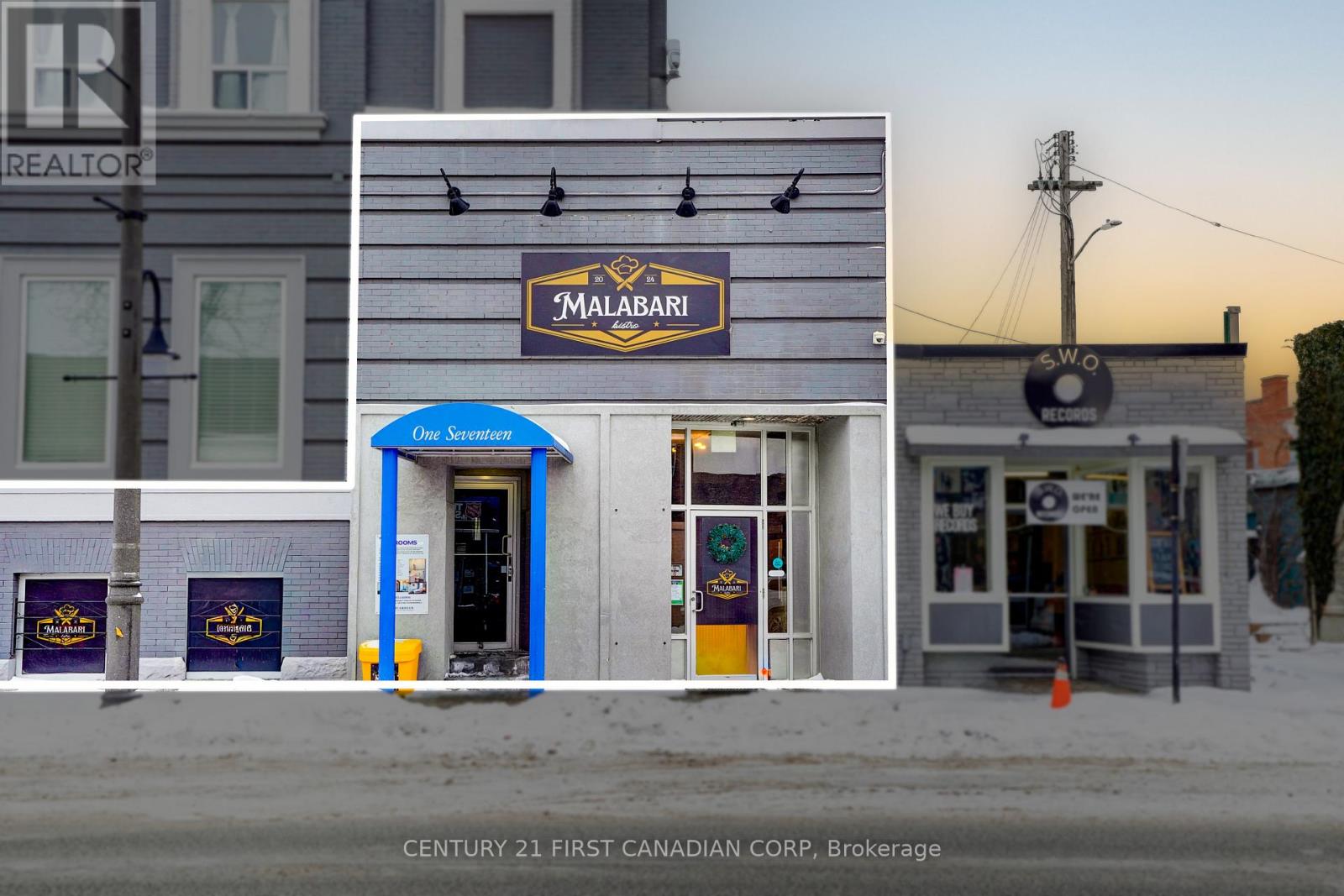 Unit A - 117 Christina Street N, Sarnia, Ontario  N7T 5T7 - Photo 1 - X12774832