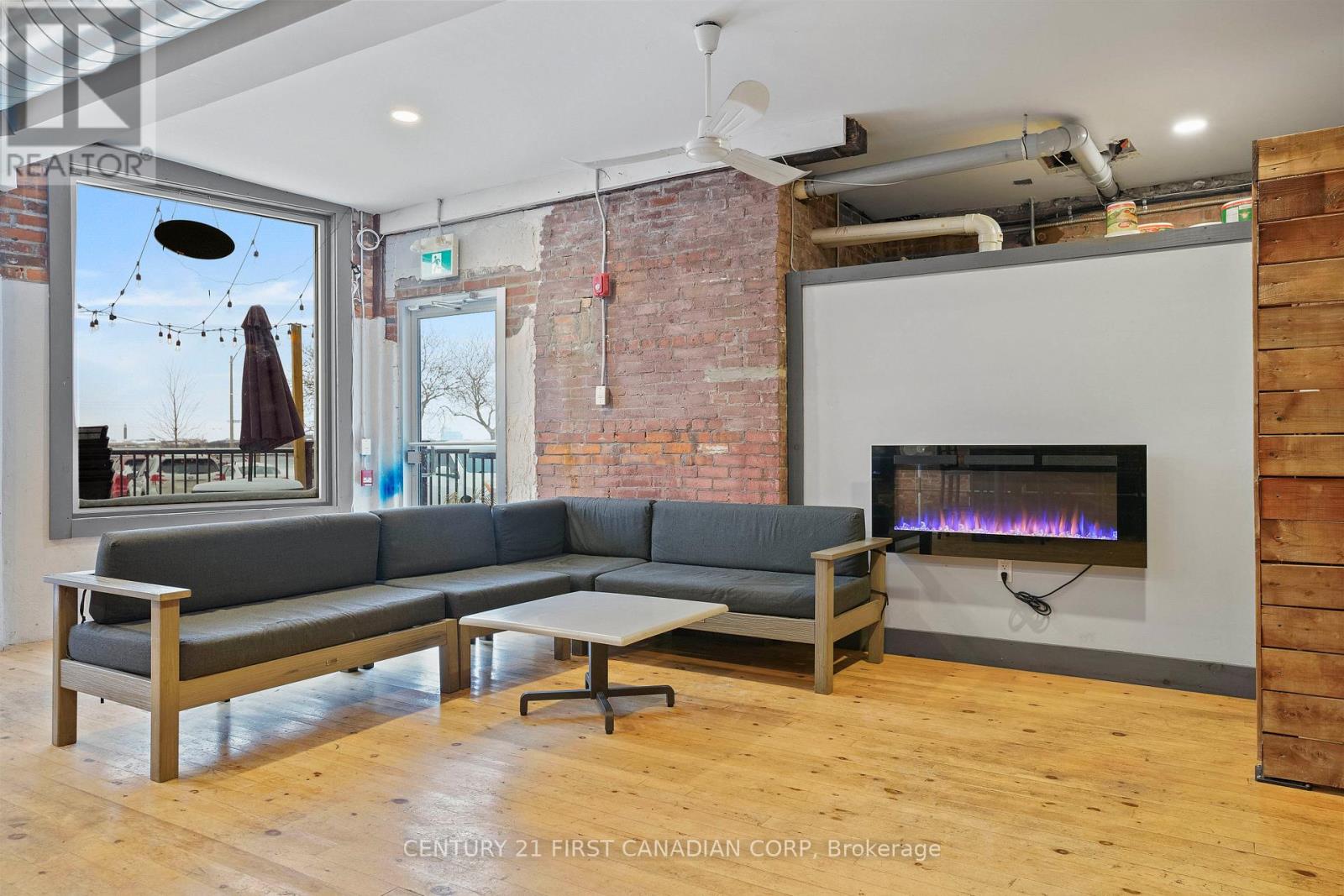 Unit A - 117 Christina Street N, Sarnia, Ontario  N7T 5T7 - Photo 33 - X12774832