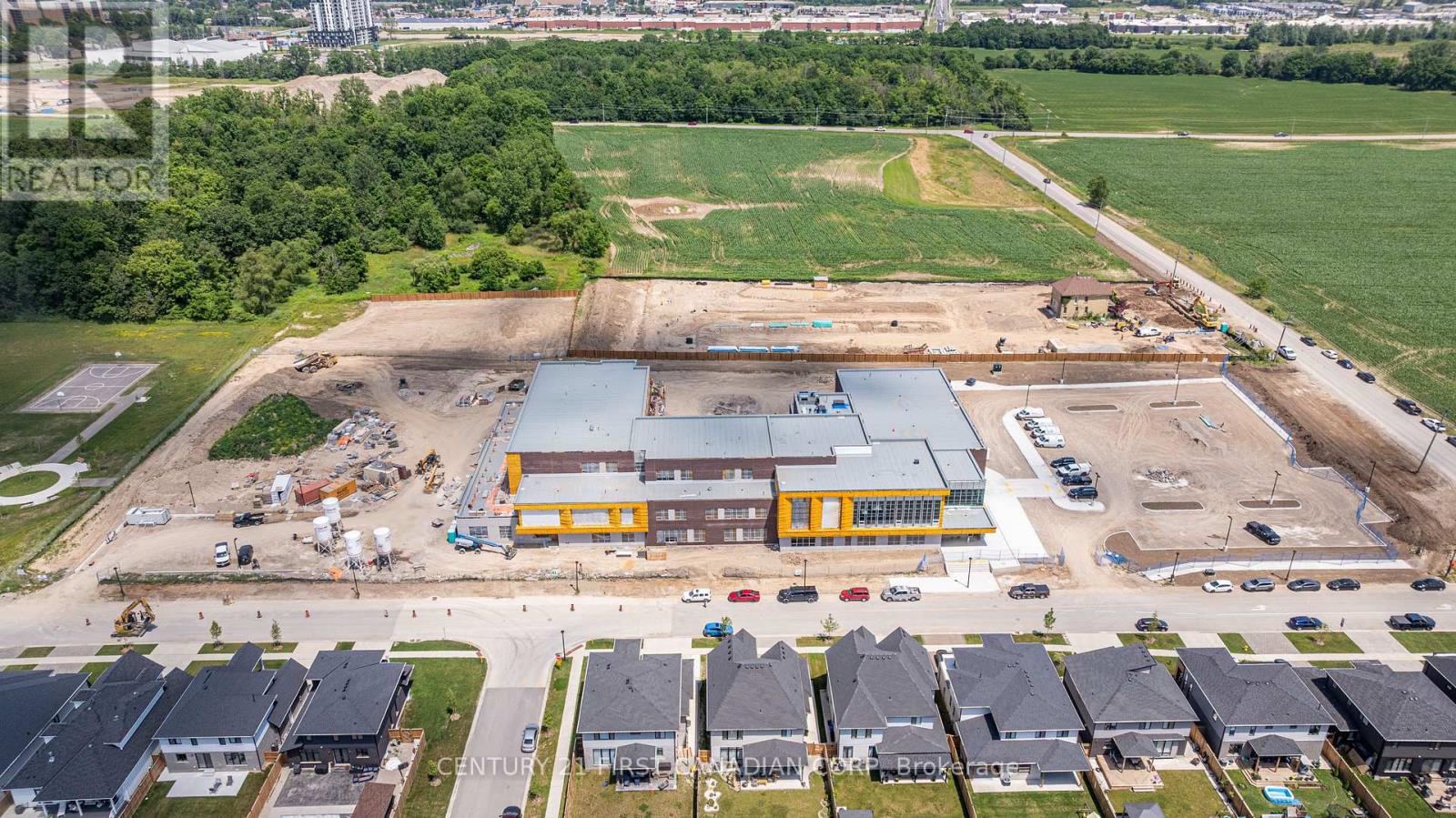 3116 Gillespie Trail N, London South, Ontario  N6P 0K6 - Photo 13 - X12774950