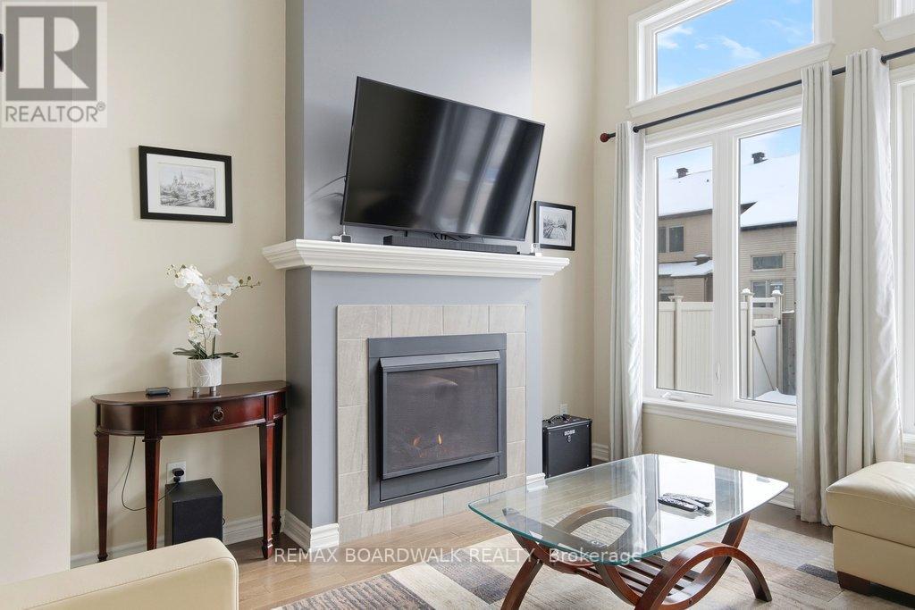306 Rainrock Crescent, Ottawa, Ontario  K1W 0J8 - Photo 15 - X12774744