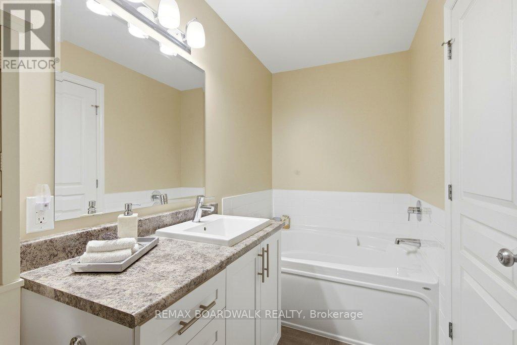 306 Rainrock Crescent, Ottawa, Ontario  K1W 0J8 - Photo 20 - X12774744