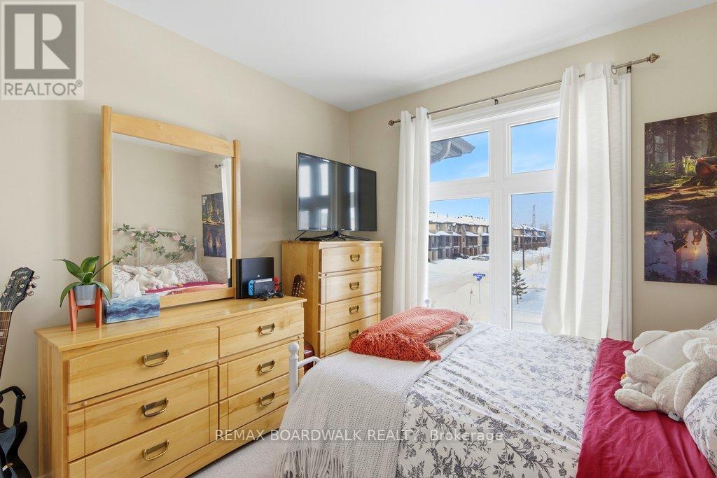 306 Rainrock Crescent, Ottawa, Ontario  K1W 0J8 - Photo 22 - X12774744