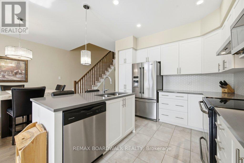 306 Rainrock Crescent, Ottawa, Ontario  K1W 0J8 - Photo 8 - X12774744