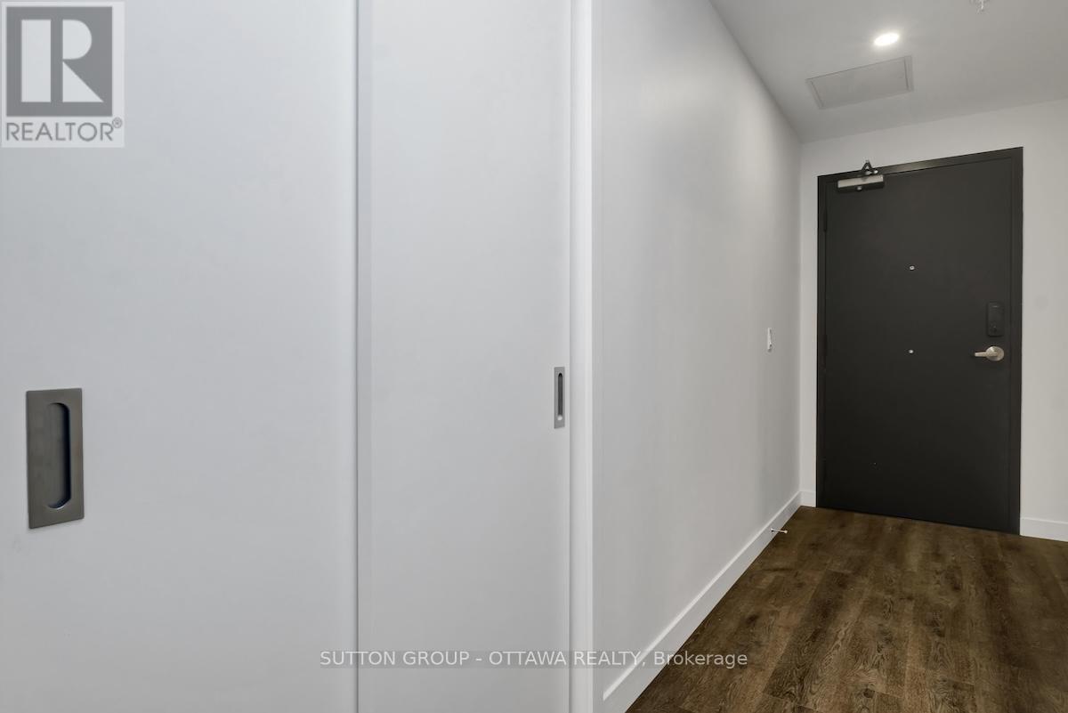 601 - 399 Winston Avenue, Ottawa, Ontario  K2A 1Y8 - Photo 9 - X12774790