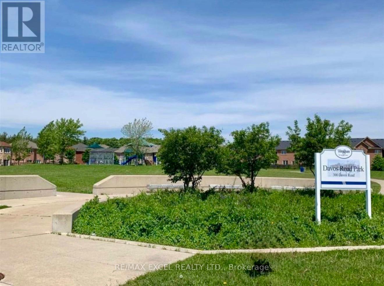 87 Rosario Drive, Vaughan (Vellore Village), Ontario  L4H 0M7 - Photo 12 - N12769678