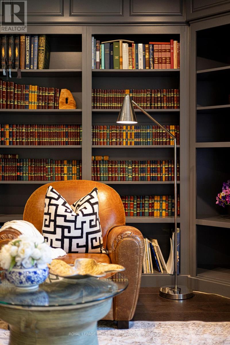 679 Greenravine Drive, Hamilton, Ontario  L9G 4C7 - Photo 6 - X12692038