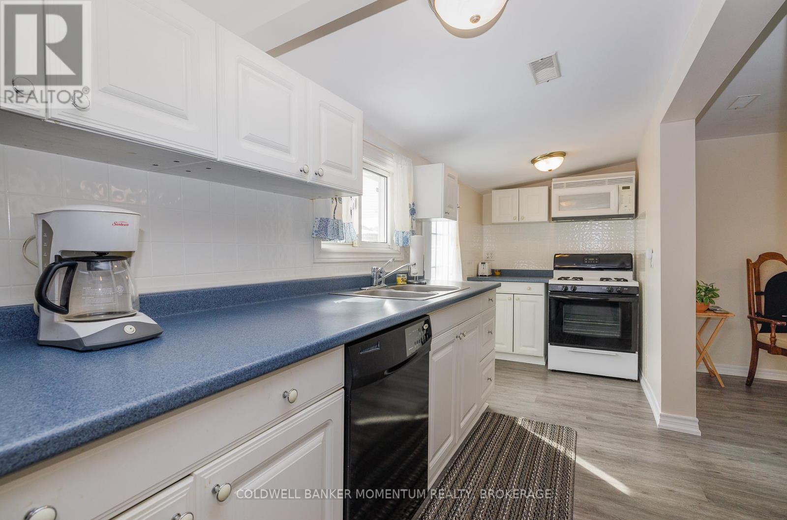 380 Washington Road, Fort Erie, Ontario  L2A 4K4 - Photo 11 - X12774840