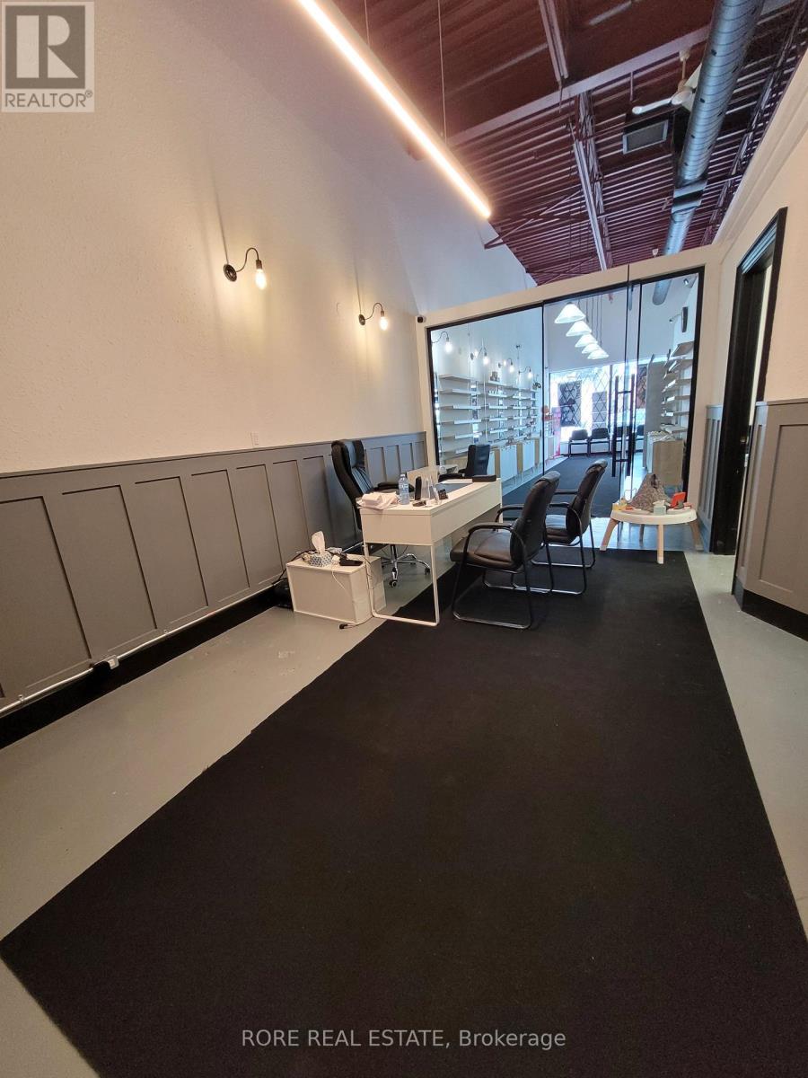 8251 Dock Street, Niagara Falls, Ontario  L2G 7G7 - Photo 11 - X12774984