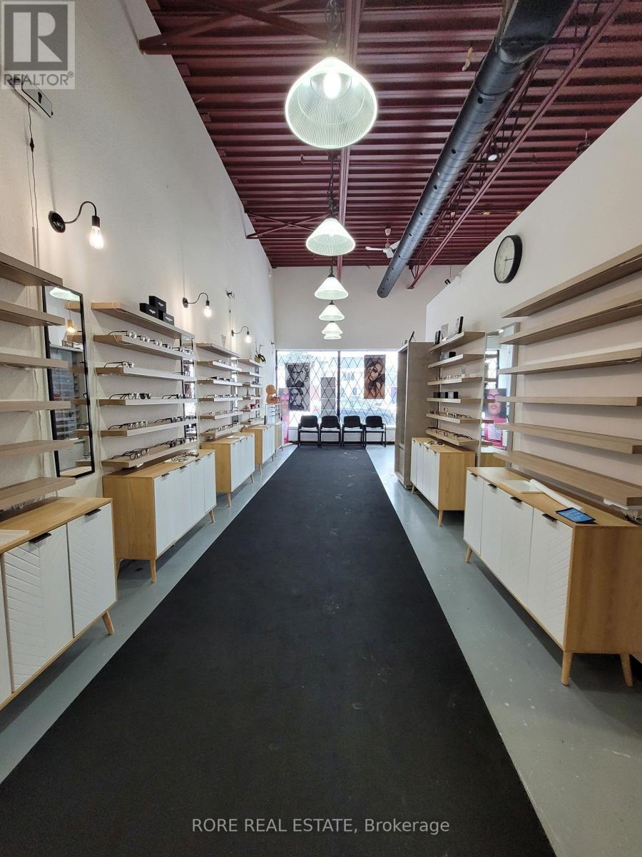 8251 Dock Street, Niagara Falls, Ontario  L2G 7G7 - Photo 8 - X12774984