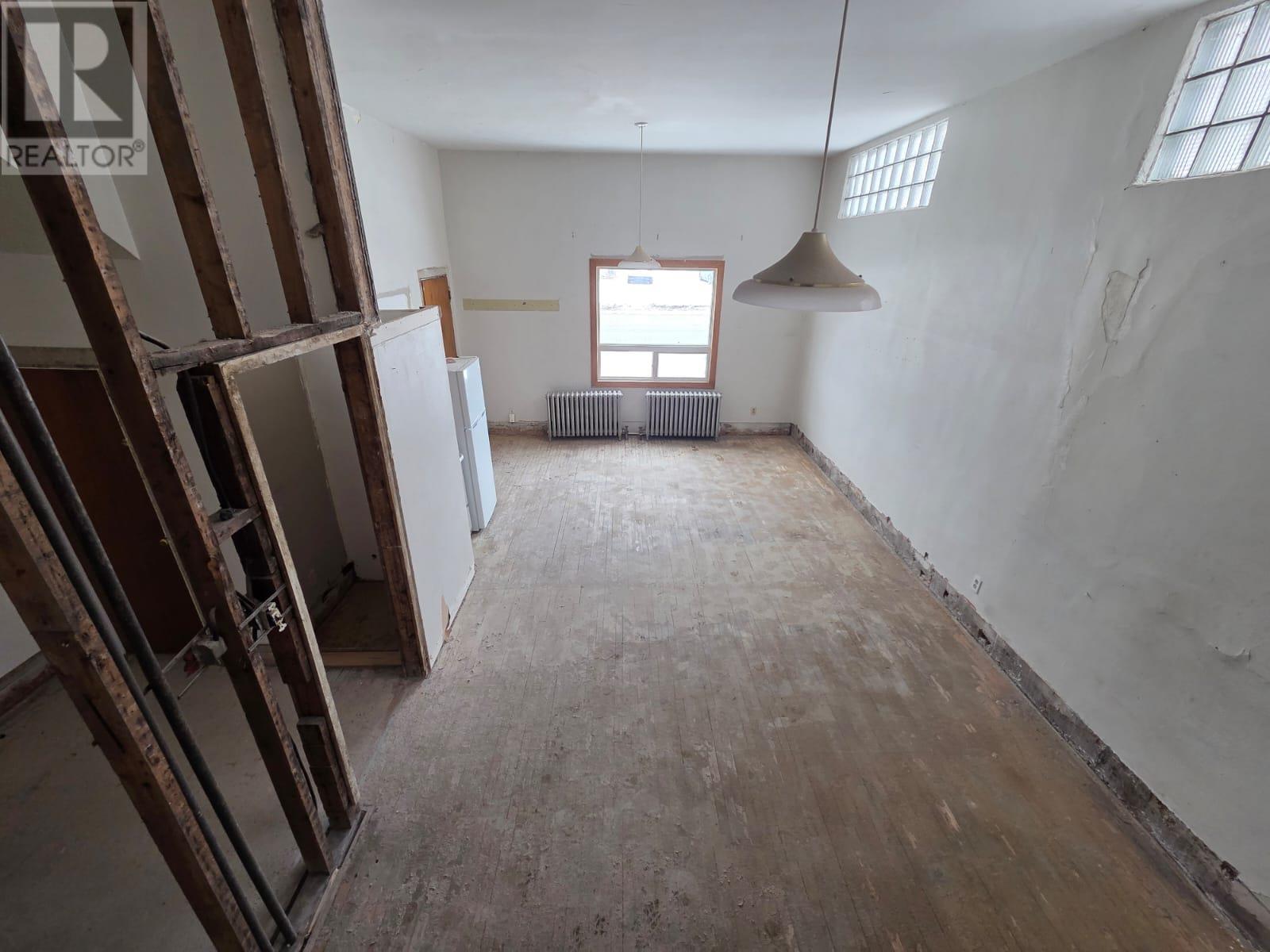 1012 Victoria Ave. E., Thunder Bay, Ontario  P7C 1B6 - Photo 10 - TB2600200