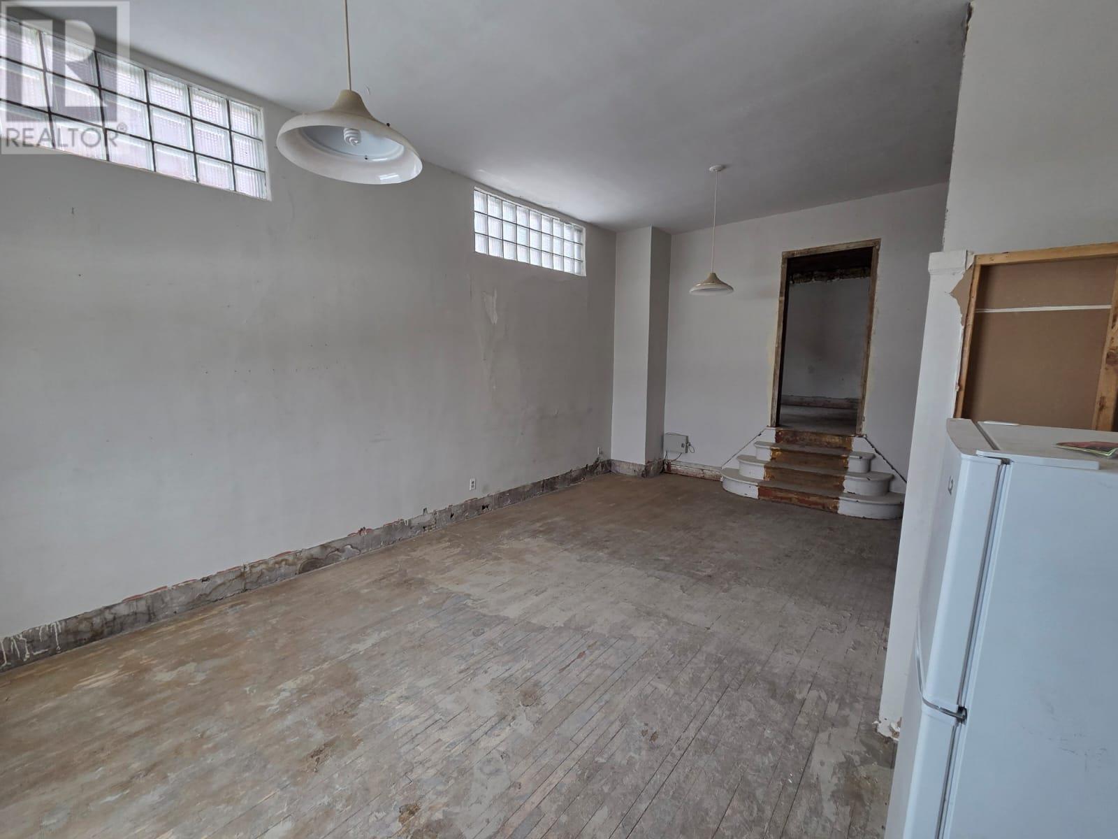 1012 Victoria Ave. E., Thunder Bay, Ontario  P7C 1B6 - Photo 6 - TB2600200