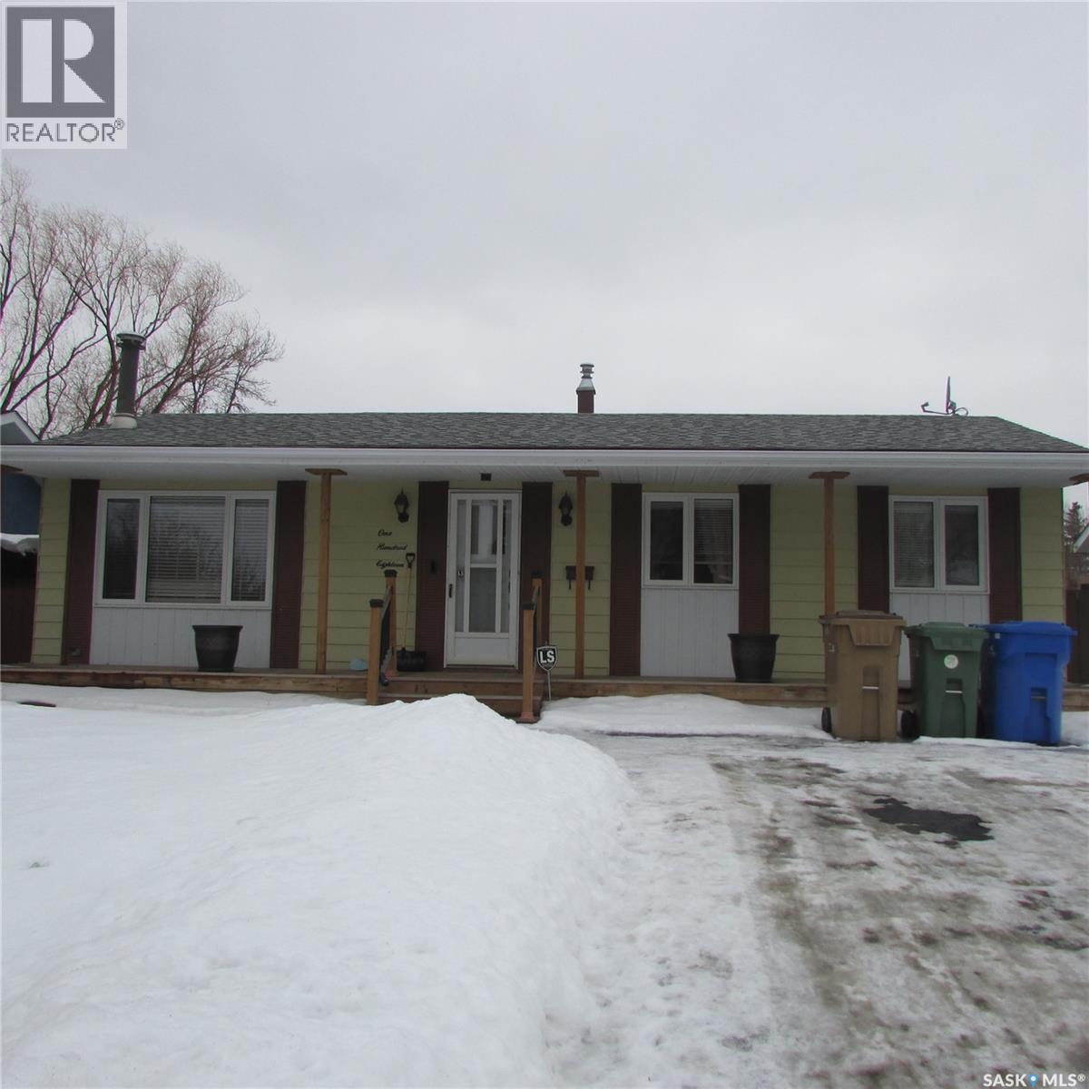 118 Mcsherry Crescent, Regina, Saskatchewan  S4T 7B8 - Photo 2 - SK023994