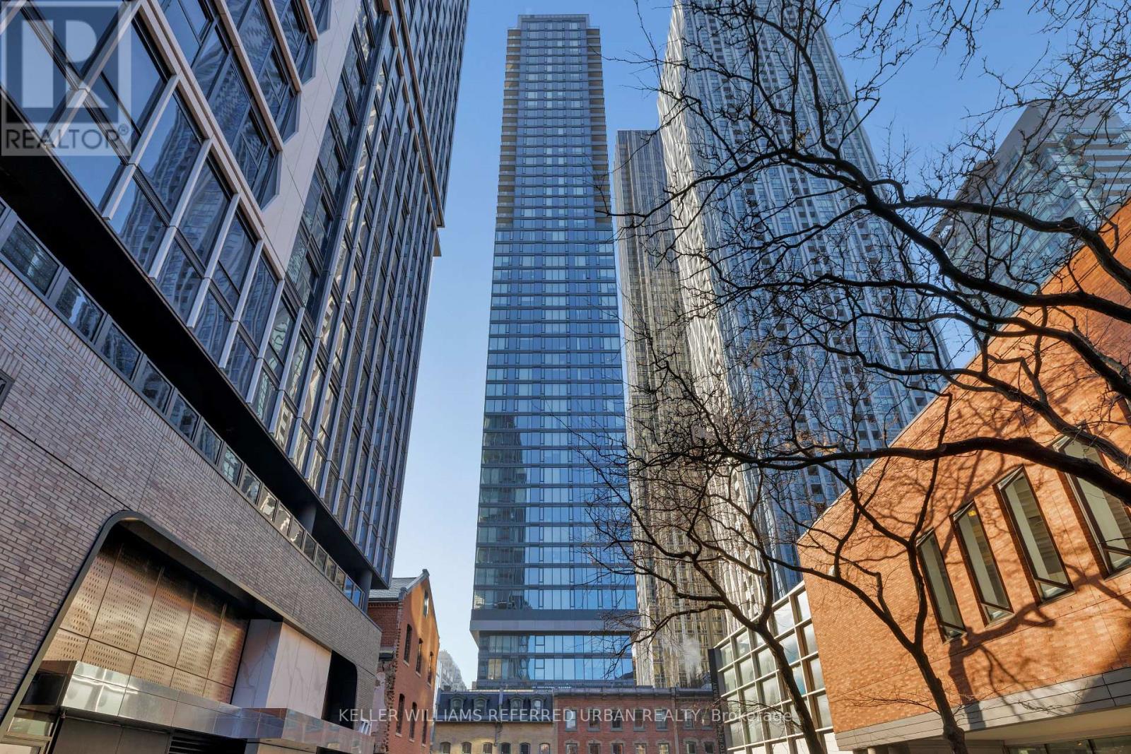 301 - 8 CUMBERLAND STREET, Toronto, Ontario