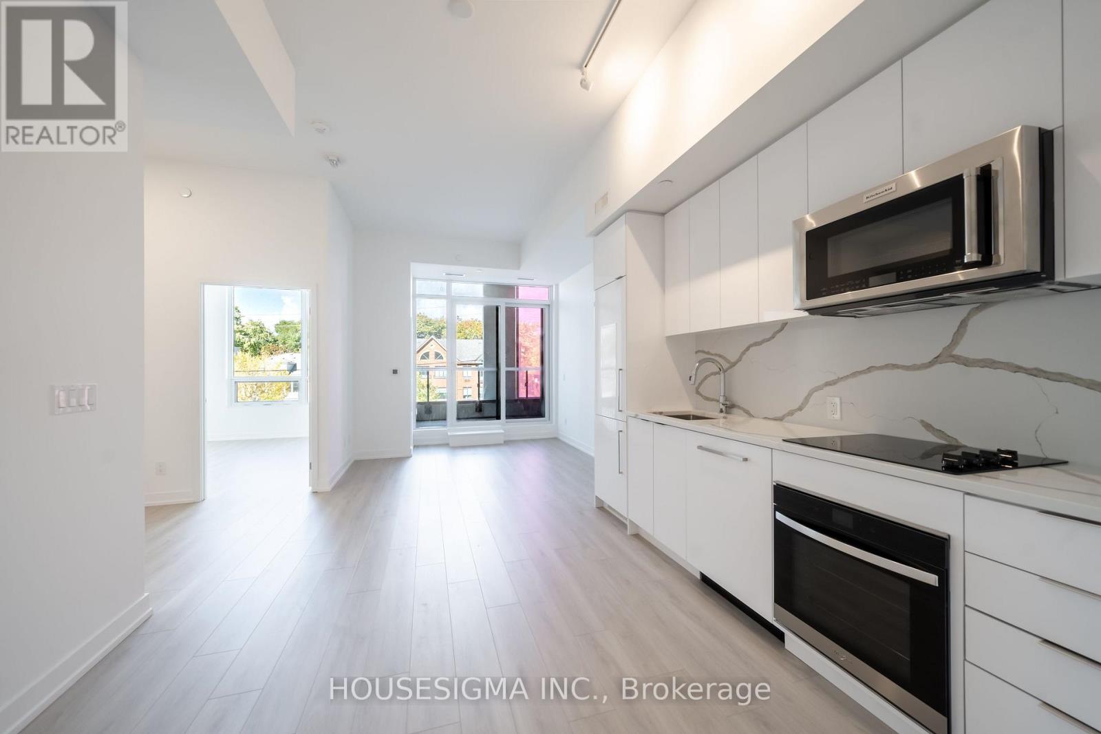 304 - 181 SHEPPARD AVENUE E, Toronto, Ontario