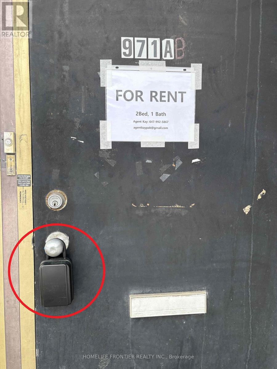 971a_2f - 971 Eglinton Avenue W, Toronto, Ontario  M6C 2C4 - Photo 14 - C12774766