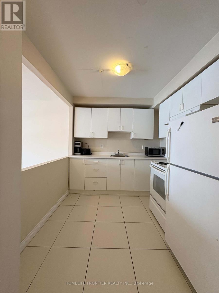 971a_2f - 971 Eglinton Avenue W, Toronto, Ontario  M6C 2C4 - Photo 5 - C12774766