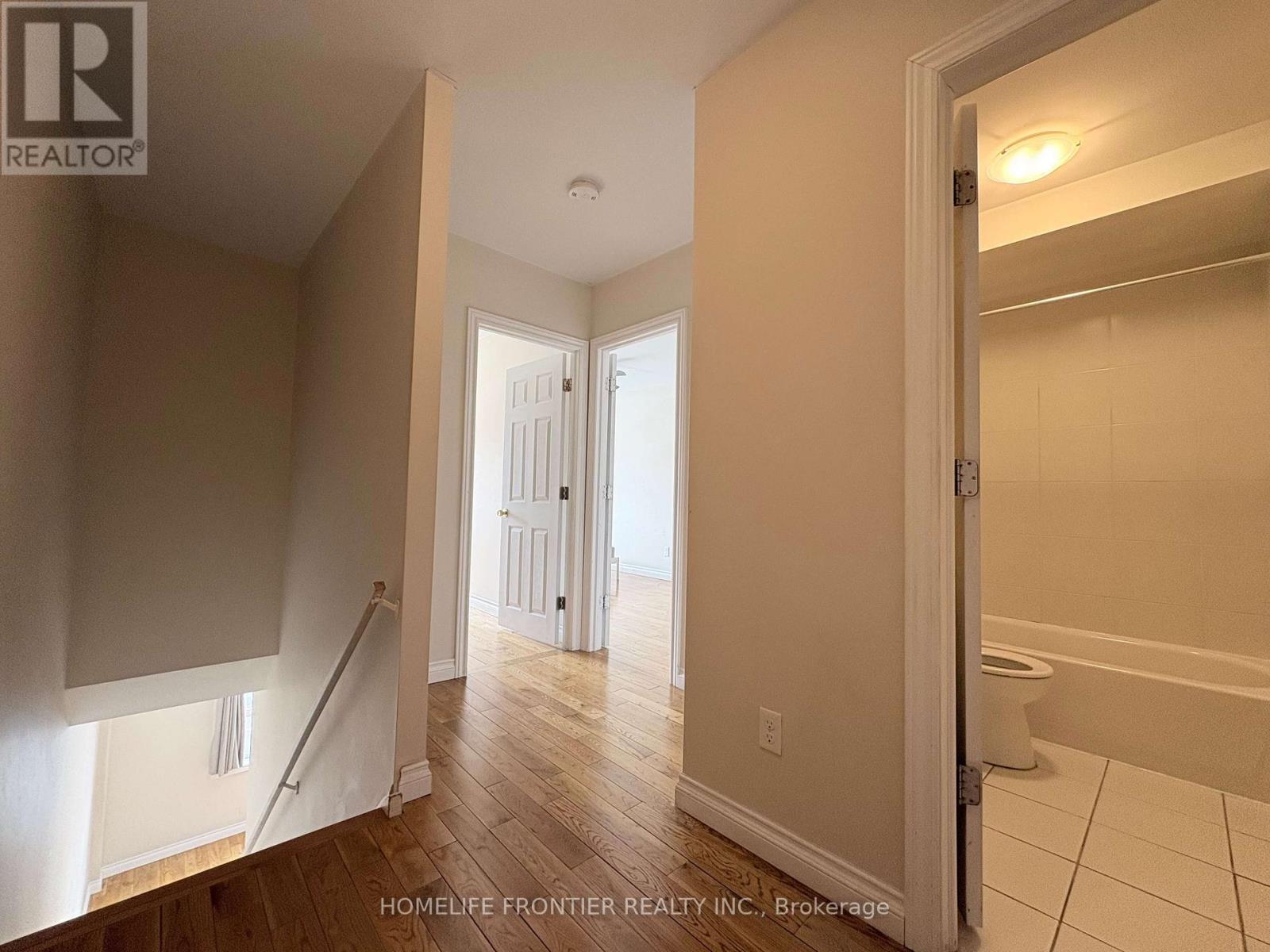 971a_2f - 971 Eglinton Avenue W, Toronto, Ontario  M6C 2C4 - Photo 8 - C12774766