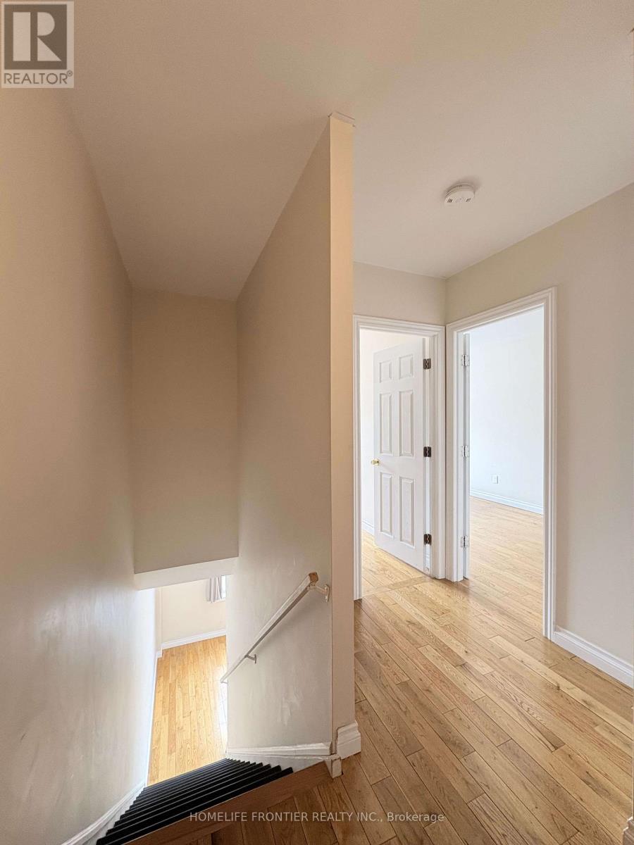 971a_2f - 971 Eglinton Avenue W, Toronto, Ontario  M6C 2C4 - Photo 9 - C12774766