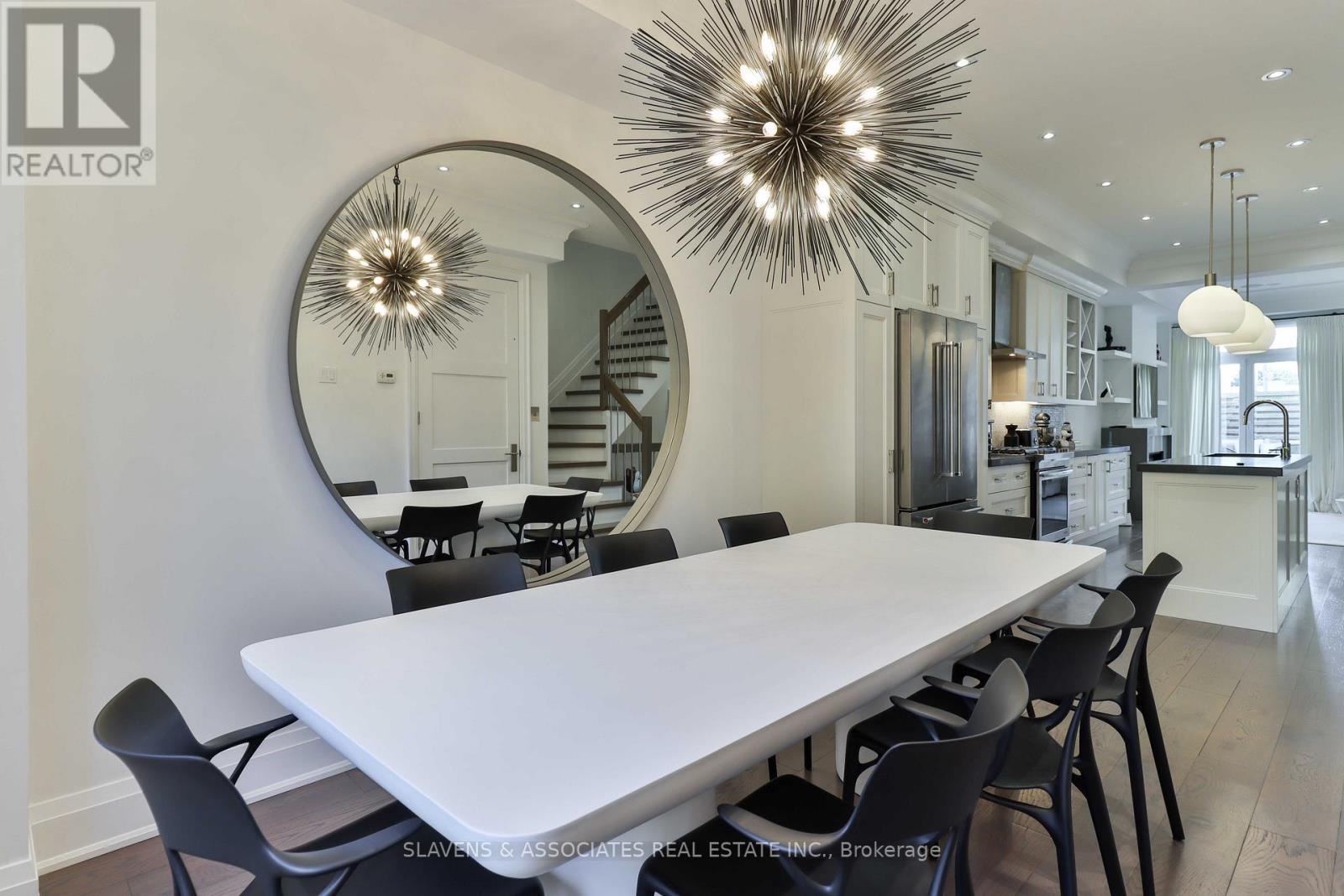 51b Burnaby Boulevard, Toronto, Ontario  M5N 1G3 - Photo 4 - C12774772