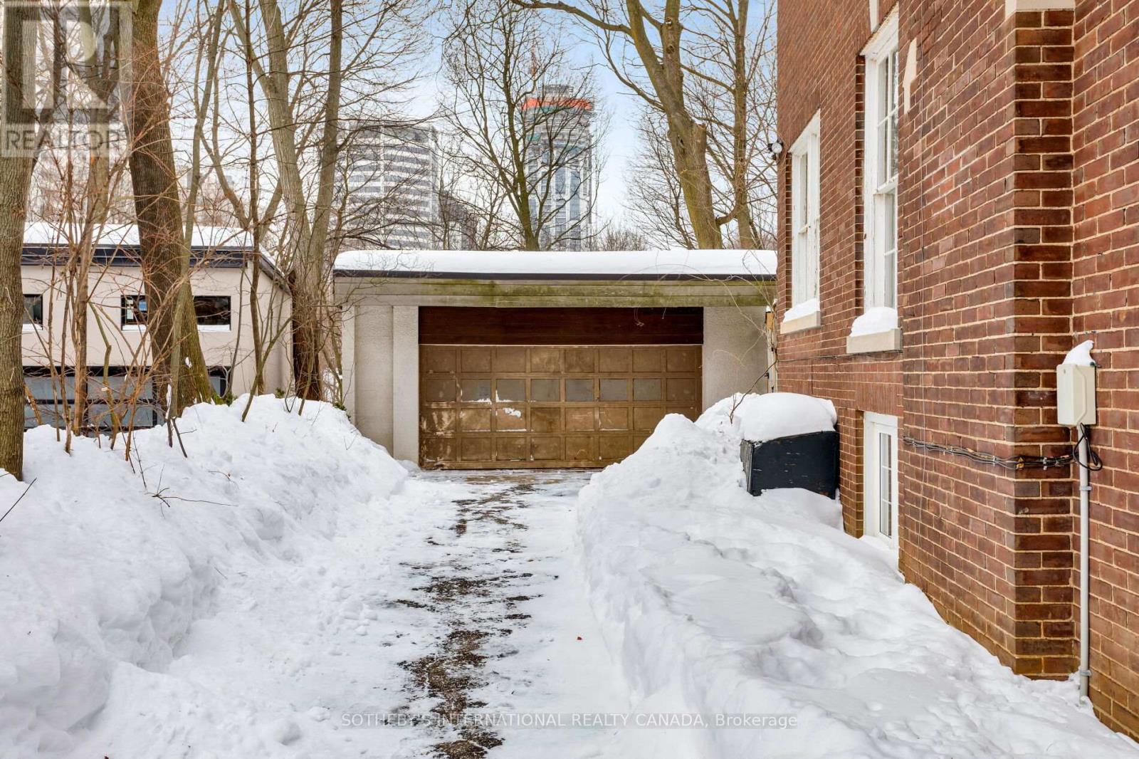 16 Rose Park Crescent, Toronto, Ontario  M4T 1P9 - Photo 48 - C12774776