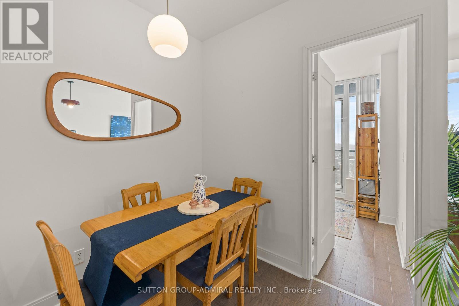 2106 - 825 Church Street, Toronto, Ontario  M4W 3Z4 - Photo 15 - C12774794