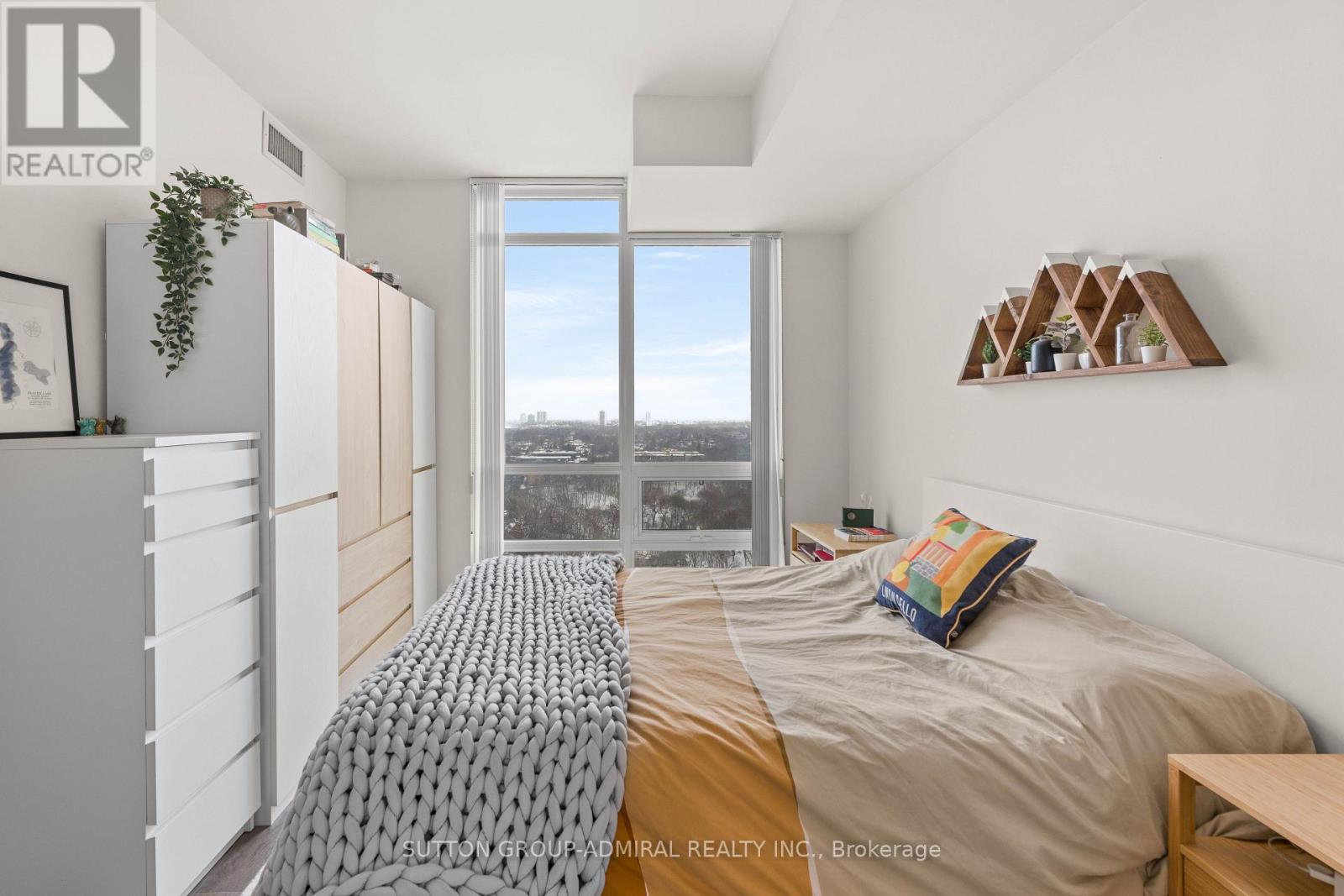 2106 - 825 Church Street, Toronto, Ontario  M4W 3Z4 - Photo 18 - C12774794