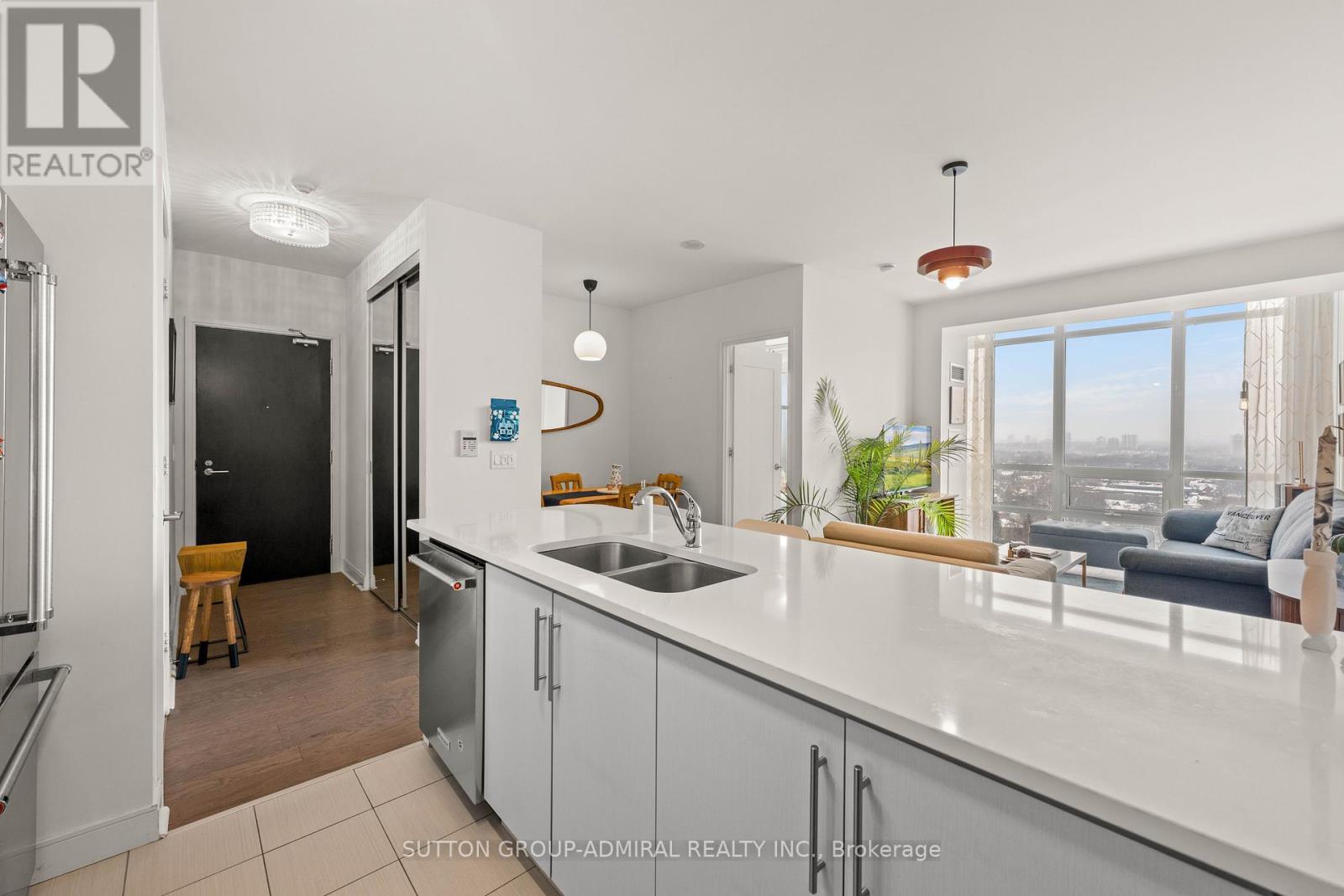 2106 - 825 Church Street, Toronto, Ontario  M4W 3Z4 - Photo 9 - C12774794