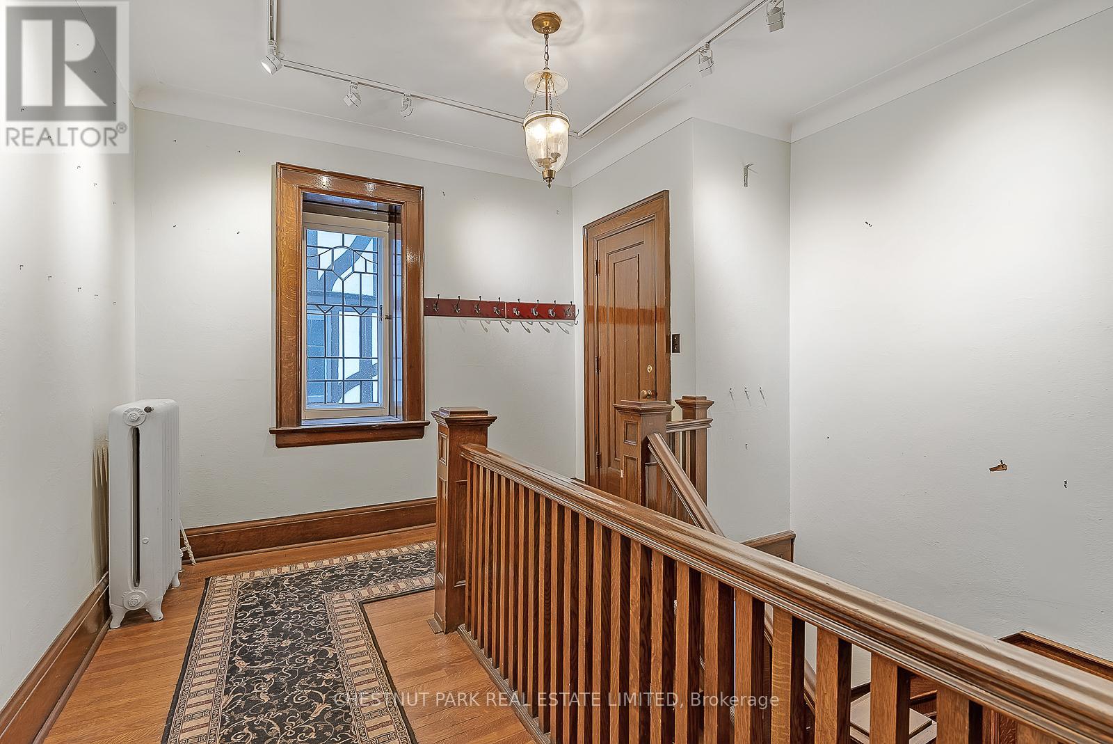 Upper - 108 Rosedale Heights Drive, Toronto, Ontario  M4T 1C6 - Photo 3 - C12774814