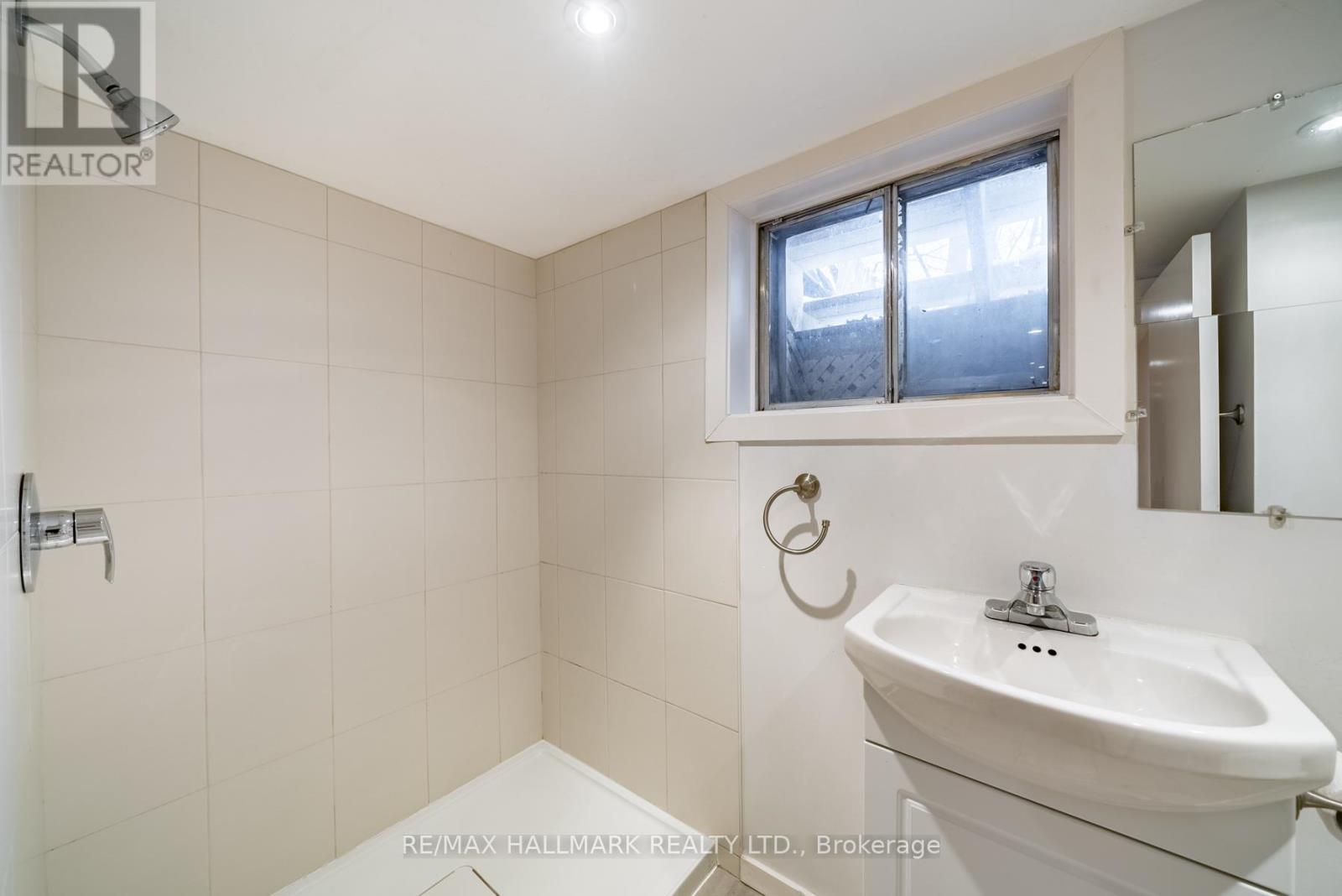 Basement - 574 Milverton Boulevard, Toronto, Ontario  M4C 1X5 - Photo 9 - E12774802