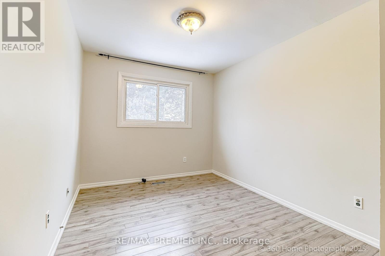 765 Hampton Court, Pickering, Ontario  L1W 3M3 - Photo 16 - E12774866